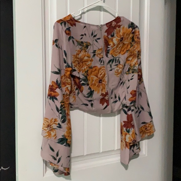 Crop top - Picture 3 of 3